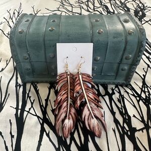 Handmade, stunning wooden feather earrings, carved stained painted! Brand new!